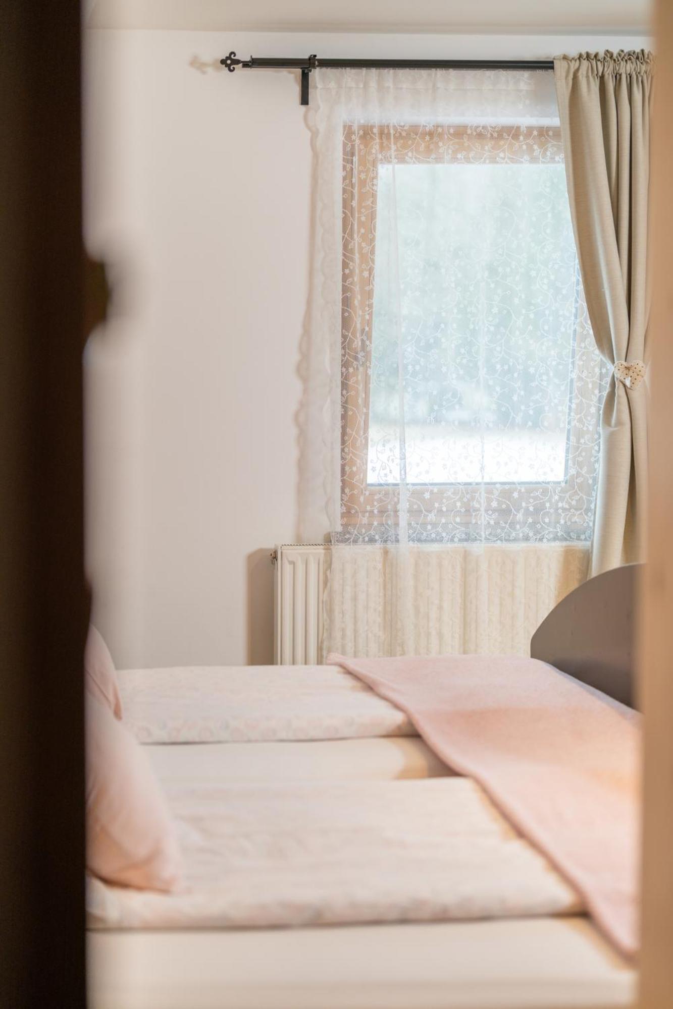 Hisa Erlah Hotel Bohinj ภายนอก รูปภาพ